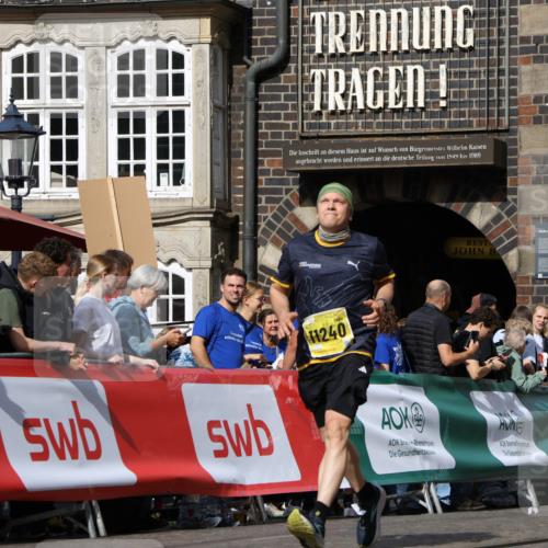 13.09.2026 - 21. swb-Marathon Bremen Strokosch-Dieckow http://msf.ph/oto/10384799 13.09.2026 11:06:42 Ziel 10376, 10681, 10682, 10852, 10853, 11028, 11340, 11374, 11432, 11460, 11690, 11729, 11849, 12217, 12479, 12485, 10378, 10663, 11066, 11370, 12124, 12219, 12249 meine-sportfotos.de