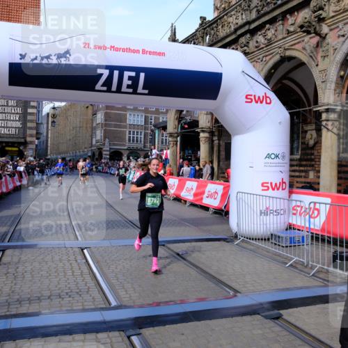 13.09.2026 - 21. swb-Marathon Bremen Tim E. http://msf.ph/oto/10385225 13.09.2026 13:23:10 Ziel 913, 1963, 2040, 2806, 3098, 3145, 3560, 6707, 6737, 6792, 7909, 8377, 8551, 8646, 8671, 8672, 8819, 8820, 9510 meine-sportfotos.de