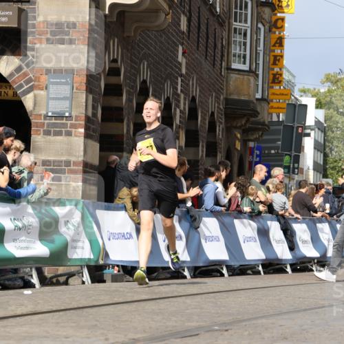 13.09.2026 - 21. swb-Marathon Bremen Strokosch-Dieckow http://msf.ph/oto/10385357 13.09.2026 11:07:07 Ziel 10323, 10378, 10654, 10663, 10795, 10849, 10989, 11066, 11370, 12124, 12146, 12219, 12249, 10205, 10488, 10748, 11100, 11123, 11246, 11393, 11600, 11696, 11759, 11822, 11823, 11917, 12020, 12173, 12255, 12266, 12536 meine-sportfotos.de