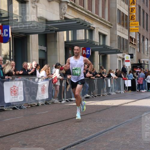 13.09.2026 - 21. swb-Marathon Bremen Strokosch-Dieckow http://msf.ph/oto/10385480 13.09.2026 12:52:19 Ziel 525, 553, 7244, 7768, 8729, 959, 1357, 1507 meine-sportfotos.de