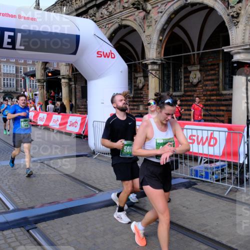 13.09.2026 - 21. swb-Marathon Bremen Tim E. http://msf.ph/oto/10385903 13.09.2026 13:24:10 Ziel 342, 2210, 2288, 2517, 3044, 3642, 4601, 4671, 5011, 5104, 5116, 5146, 5231, 5397, 6332, 6648, 6772, 7094, 7105, 7216, 7357, 7475, 7761, 8051, 8052, 8290, 10059, 10115, 13007, 13197 meine-sportfotos.de