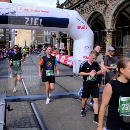 13.09.2026 - 21. swb-Marathon Bremen Tim E. http://msf.ph/oto/10385981 13.09.2026 13:24:37 Ziel 776, 909, 1250, 2295, 2491, 4000, 4559, 5012, 5208, 5481, 5668, 5669, 5928, 5929, 6080, 6105, 7059, 7069, 7081, 7156, 8082, 8415, 8784, 9087, 9573, 9676, 9916 meine-sportfotos.de