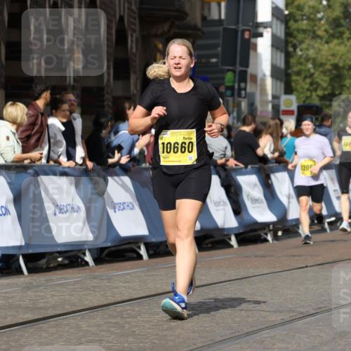 13.09.2026 - 21. swb-Marathon Bremen Strokosch-Dieckow http://msf.ph/oto/10386502 13.09.2026 11:08:03 Ziel 10279, 10280, 10363, 10364, 10501, 10505, 10580, 10595, 10661, 10674, 10830, 10871, 10907, 10935, 10937, 11037, 11223, 11515, 11643, 11899, 11924, 11934, 12024, 12097, 12167, 12168, 12194, 12277, 12307, 12419, 12509, 12511, 12512, 10135, 10188, 10404, 10493, 10767, 10793, 10851, 10859, 11032, 11263, 11659, 11831, 12160, 12248, 12325, 12384, 12389 meine-sportfotos.de