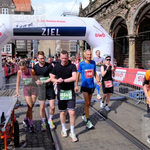13.09.2026 - 21. swb-Marathon Bremen Tim E. http://msf.ph/oto/10386595 13.09.2026 13:25:59 Ziel 150, 191, 209, 1458, 1752, 2033, 2421, 2781, 3124, 3186, 3722, 3806, 4161, 4411, 4439, 4717, 4842, 4927, 5013, 5139, 5622, 5703, 5755, 8545, 8597, 8890, 9440, 9506 meine-sportfotos.de