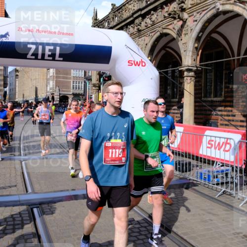 13.09.2026 - 21. swb-Marathon Bremen Tim E. http://msf.ph/oto/10386614 13.09.2026 13:26:09 Ziel 150, 1163, 1458, 1647, 1752, 2033, 2062, 2421, 2708, 2781, 2987, 3248, 3722, 4067, 4161, 4411, 4439, 4476, 4842, 4927, 5013, 5139, 5558, 5622, 5701, 6135, 6605, 7638, 7780, 8271, 8361, 8592 meine-sportfotos.de