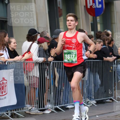 13.09.2026 - 21. swb-Marathon Bremen Strokosch-Dieckow http://msf.ph/oto/10386652 13.09.2026 12:53:56 Ziel 1256, 1629, 6112, 9399, 9617, 272, 1089, 1168, 1606, 5160, 13212 meine-sportfotos.de