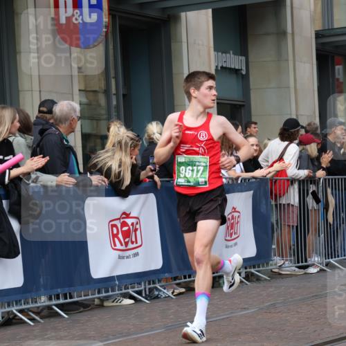 13.09.2026 - 21. swb-Marathon Bremen Strokosch-Dieckow http://msf.ph/oto/10386668 13.09.2026 12:53:57 Ziel 1256, 1629, 6112, 9399, 9617, 272, 1089, 1168, 1606, 5160, 13212 meine-sportfotos.de