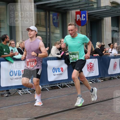 13.09.2026 - 21. swb-Marathon Bremen Strokosch-Dieckow http://msf.ph/oto/10386711 13.09.2026 12:53:59 Ziel 1256, 1629, 6112, 9399, 9617, 272, 1606, 5160, 13212 meine-sportfotos.de