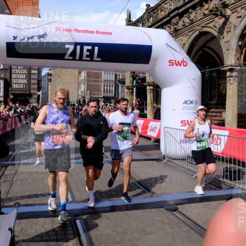 13.09.2026 - 21. swb-Marathon Bremen Tim E. http://msf.ph/oto/10386877 13.09.2026 13:26:30 Ziel 1896, 2434, 2658, 2666, 3516, 3983, 4723, 4724, 5854, 5906, 5934, 6230, 6639, 6886, 8635, 8817, 9266, 9794 meine-sportfotos.de