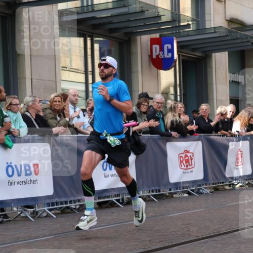 13.09.2026 - 21. swb-Marathon Bremen Strokosch-Dieckow http://msf.ph/oto/10386957 13.09.2026 12:54:48 Ziel 3744, 13085, 1020 meine-sportfotos.de