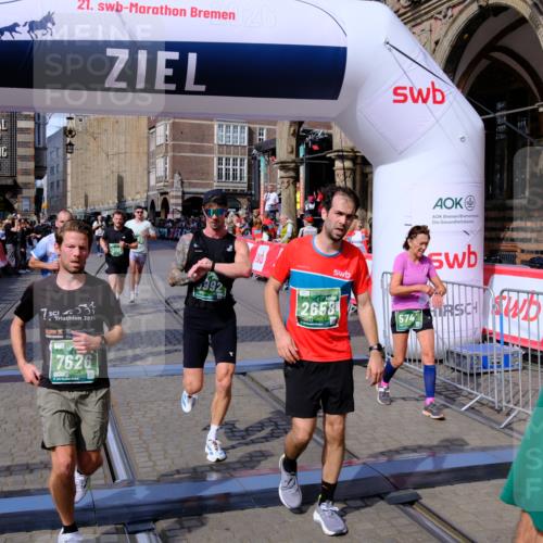 13.09.2026 - 21. swb-Marathon Bremen Tim E. http://msf.ph/oto/10387056 13.09.2026 13:26:46 Ziel 1368, 1649, 2434, 2658, 3526, 3603, 3983, 4077, 5747, 5992, 6230, 6548, 6639, 7626, 8817, 9260, 13195 meine-sportfotos.de