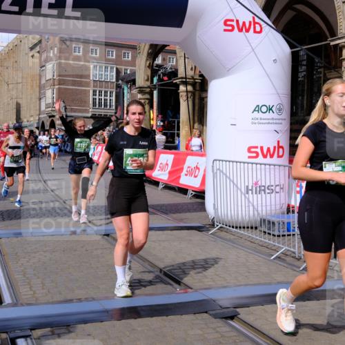 13.09.2026 - 21. swb-Marathon Bremen Tim E. http://msf.ph/oto/10387304 13.09.2026 13:27:06 Ziel 531, 946, 2089, 2779, 3076, 3302, 3510, 3527, 3852, 3893, 4327, 4441, 4598, 4919, 5054, 5937, 5943, 6289, 6314, 6375, 6455, 6548, 6580, 7246, 7317, 8112, 8303, 9150, 9551, 13097 meine-sportfotos.de