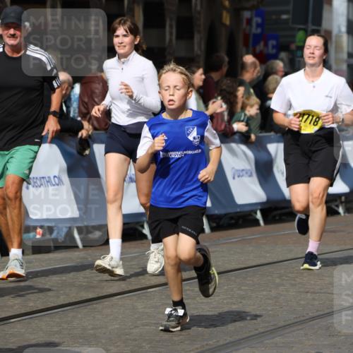 13.09.2026 - 21. swb-Marathon Bremen Strokosch-Dieckow http://msf.ph/oto/10387344 13.09.2026 11:08:51 Ziel 10229, 10609, 11065, 11124, 11509, 11560, 11561, 11678, 11834, 11888, 11968, 12073, 12162, 12164, 12315, 12410, 12516, 10217, 10321, 10455, 10570, 10599, 10630, 11011, 11053, 11074, 11138, 11531, 11812, 11905, 12192, 12438, 12554 meine-sportfotos.de