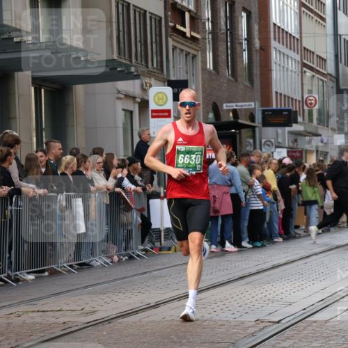 13.09.2026 - 21. swb-Marathon Bremen Strokosch-Dieckow http://msf.ph/oto/10387353 13.09.2026 12:55:53 Ziel 250, 6630, 1583, 1724, 2072, 4381, 5163, 9630, 10034, 13080 meine-sportfotos.de