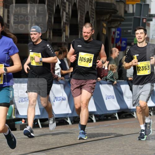 13.09.2026 - 21. swb-Marathon Bremen Strokosch-Dieckow http://msf.ph/oto/10387449 13.09.2026 11:08:58 Ziel 10229, 10399, 10609, 11065, 11358, 11421, 11678, 11710, 11718, 11834, 11888, 11968, 12162, 12410, 12516, 12517, 10314, 10321, 10455, 10570, 10630, 11011, 11091, 11138, 11304, 11531, 11578, 11905, 11987, 12155, 12192, 12337, 12554 meine-sportfotos.de