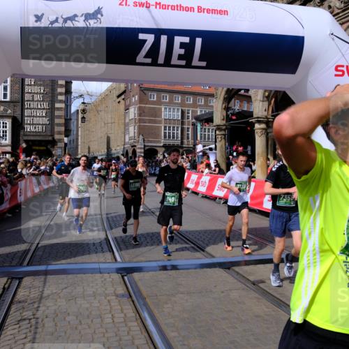 13.09.2026 - 21. swb-Marathon Bremen Tim E. http://msf.ph/oto/10387509 13.09.2026 13:28:07 Ziel 440, 488, 534, 762, 1456, 1932, 2686, 3013, 3135, 3480, 3576, 3970, 4106, 4133, 4265, 4496, 4593, 4744, 5462, 6067, 6468, 6522, 7042, 7138, 7358, 8188, 8351, 9067, 9145, 9494, 9727, 13069, 13198 meine-sportfotos.de