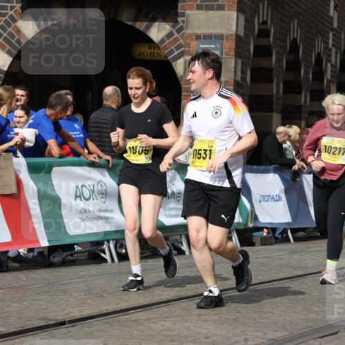 13.09.2026 - 21. swb-Marathon Bremen Strokosch-Dieckow http://msf.ph/oto/10387588 13.09.2026 11:09:08 Ziel 10399, 10469, 10599, 10609, 11053, 11074, 11358, 11421, 11434, 11710, 11718, 11812, 11834, 12256, 12353, 12438, 12517, 10314, 10664, 10686, 10694, 10823, 10983, 11091, 11764, 11882, 11883, 11915, 11987, 11995, 12155, 12322, 12491, 13607 meine-sportfotos.de