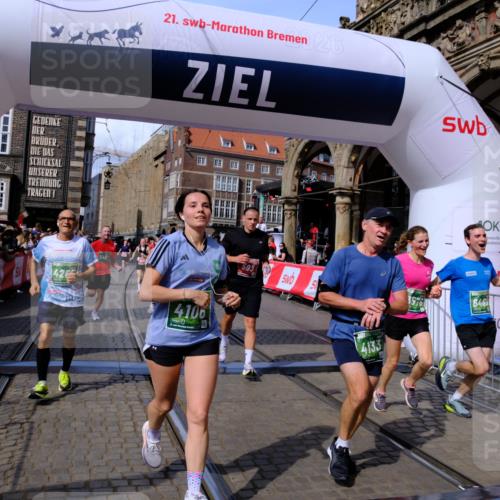 13.09.2026 - 21. swb-Marathon Bremen Tim E. http://msf.ph/oto/10387647 13.09.2026 13:28:14 Ziel 440, 488, 534, 762, 1343, 1456, 3135, 3480, 3576, 4106, 4133, 4265, 4744, 5462, 6468, 6522, 7042, 7138, 8188, 8351, 8656, 9067, 9145, 9494, 13069, 13198 meine-sportfotos.de