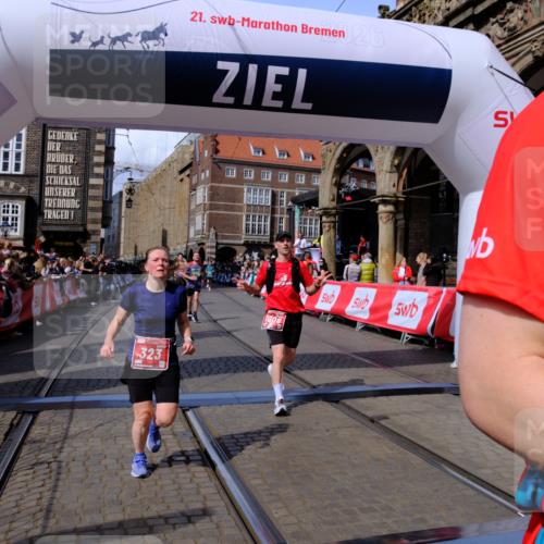 13.09.2026 - 21. swb-Marathon Bremen Tim E. http://msf.ph/oto/10387736 13.09.2026 13:28:21 Ziel 488, 1343, 1456, 3334, 3480, 3576, 4265, 5360, 5462, 6182, 6468, 7926, 8188, 8656, 9067, 9145, 9167, 9168, 9543, 9738, 9881, 13069 meine-sportfotos.de
