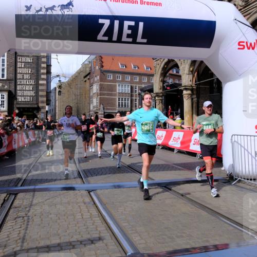 13.09.2026 - 21. swb-Marathon Bremen Tim E. http://msf.ph/oto/10387895 13.09.2026 13:28:32 Ziel 178, 210, 1380, 1460, 2047, 2977, 3114, 3294, 3334, 3597, 4506, 5250, 5360, 5889, 6182, 7926, 8429, 9064, 9167, 9168, 9543, 9549, 9738, 9881 meine-sportfotos.de