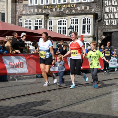 13.09.2026 - 21. swb-Marathon Bremen Strokosch-Dieckow http://msf.ph/oto/10387986 13.09.2026 11:09:26 Ziel 10217, 10314, 10321, 10455, 10570, 10630, 10686, 10983, 11011, 11091, 11138, 11304, 11531, 11578, 11812, 11905, 11987, 12155, 12192, 12337, 12554, 10234, 10386, 10417, 10424, 10696, 10712, 10785, 10990, 10991, 11192, 11937, 12409, 12474, 12532 meine-sportfotos.de