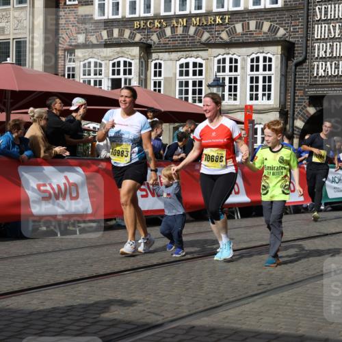 13.09.2026 - 21. swb-Marathon Bremen Strokosch-Dieckow http://msf.ph/oto/10388005 13.09.2026 11:09:26 Ziel 10217, 10314, 10321, 10455, 10570, 10630, 10686, 10983, 11011, 11091, 11138, 11304, 11531, 11578, 11812, 11905, 11987, 12155, 12192, 12337, 12554, 10234, 10386, 10417, 10424, 10696, 10712, 10785, 10990, 10991, 11192, 11937, 12409, 12474, 12532 meine-sportfotos.de