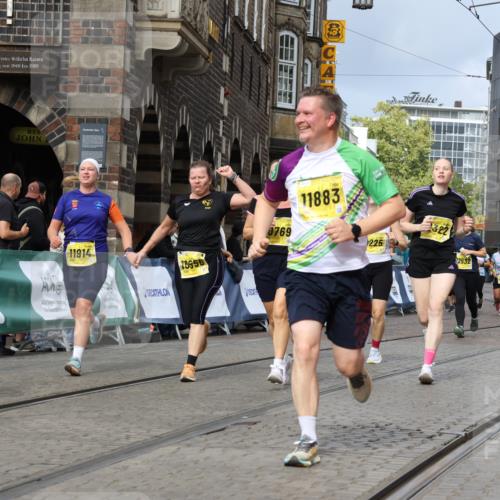 13.09.2026 - 21. swb-Marathon Bremen Strokosch-Dieckow http://msf.ph/oto/10388187 13.09.2026 11:09:33 Ziel 10314, 10321, 10570, 10630, 10664, 10686, 10694, 10983, 11091, 11138, 11304, 11578, 11764, 11882, 11883, 11915, 11987, 12155, 12192, 12337, 12491, 12554, 13607, 10234, 10386, 10417, 10424, 10696, 10712, 10737, 10785, 10990, 10991, 11192, 11937, 12409, 12449 meine-sportfotos.de