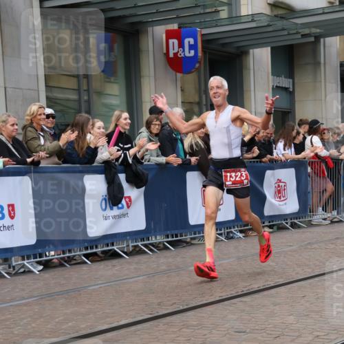 13.09.2026 - 21. swb-Marathon Bremen Strokosch-Dieckow http://msf.ph/oto/10388241 13.09.2026 12:58:11 Ziel 346, 1379, 1472, 2049, 5672, 6198, 8311, 8394, 1323, 1604, 1717, 2073, 2099, 9065 meine-sportfotos.de