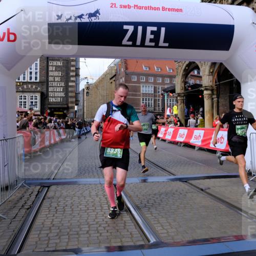 13.09.2026 - 21. swb-Marathon Bremen Tim E. http://msf.ph/oto/10388307 13.09.2026 13:29:00 Ziel 613, 1914, 2276, 2764, 2891, 3028, 3348, 3444, 4102, 4564, 5267, 5531, 5691, 6914, 6957, 7134, 7263, 7527, 8938, 9176, 9562, 13012, 13174 meine-sportfotos.de