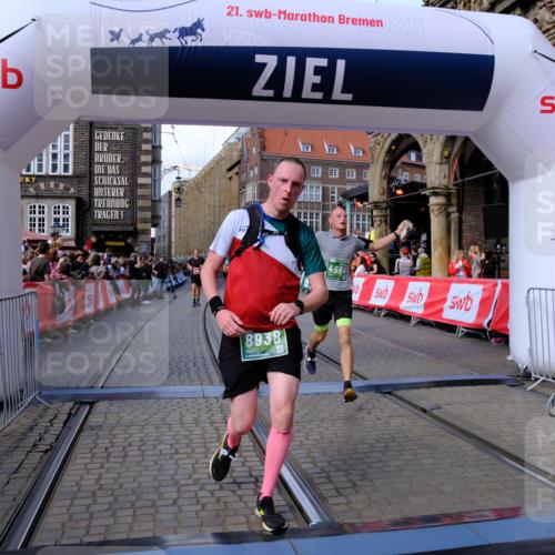 13.09.2026 - 21. swb-Marathon Bremen Tim E. http://msf.ph/oto/10388318 13.09.2026 13:29:01 Ziel 613, 1914, 2276, 2891, 3028, 3348, 3444, 4102, 4564, 5267, 5531, 5691, 6817, 6914, 6957, 7134, 7263, 7527, 8938, 9176, 9562, 13012, 13174 meine-sportfotos.de