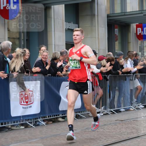 13.09.2026 - 21. swb-Marathon Bremen Strokosch-Dieckow http://msf.ph/oto/10388404 13.09.2026 12:58:23 Ziel 346, 1576, 2049, 3624, 5672, 6198, 6929, 8065, 8311, 8394, 1379, 1472, 1604, 1717, 2073, 2099, 9065 meine-sportfotos.de