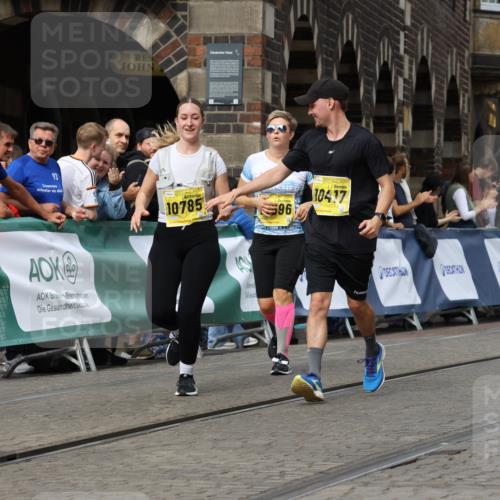 13.09.2026 - 21. swb-Marathon Bremen Strokosch-Dieckow http://msf.ph/oto/10388464 13.09.2026 11:09:48 Ziel 10386, 10424, 10556, 10664, 10694, 10712, 10769, 10823, 10981, 11192, 11225, 11882, 11883, 11914, 11915, 11937, 11995, 12322, 12409, 12474, 12491, 12532, 13607, 10299, 10435, 10645, 10751, 11119, 11383, 11437, 11441 meine-sportfotos.de
