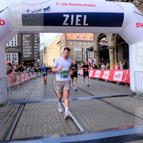 13.09.2026 - 21. swb-Marathon Bremen Tim E. http://msf.ph/oto/10388490 13.09.2026 13:29:24 Ziel 394, 430, 565, 687, 725, 745, 936, 1274, 1545, 1688, 2023, 2070, 2223, 2378, 2867, 3796, 3938, 4590, 5036, 5225, 6030, 6099, 7149, 7361, 8984, 9249, 9661 meine-sportfotos.de