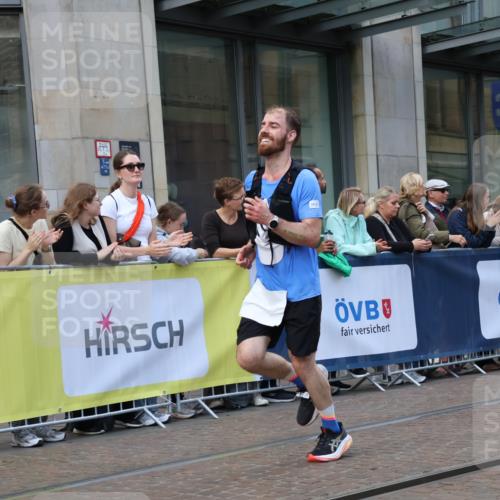 13.09.2026 - 21. swb-Marathon Bremen Strokosch-Dieckow http://msf.ph/oto/10388519 13.09.2026 12:58:32 Ziel 1118, 1576, 2049, 3624, 4847, 5672, 6929, 8065, 8994, 9120, 9329, 346, 1379, 1472, 1604, 1717, 5672, 6198, 8311, 8394 meine-sportfotos.de