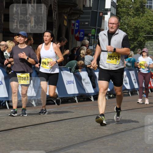 13.09.2026 - 21. swb-Marathon Bremen Strokosch-Dieckow http://msf.ph/oto/10388571 13.09.2026 11:09:57 Ziel 10234, 10386, 10417, 10424, 10696, 10712, 10785, 10990, 10991, 11192, 11937, 12409, 12474, 12532, 10299, 10751, 11119, 11732, 11933, 12117, 12207 meine-sportfotos.de