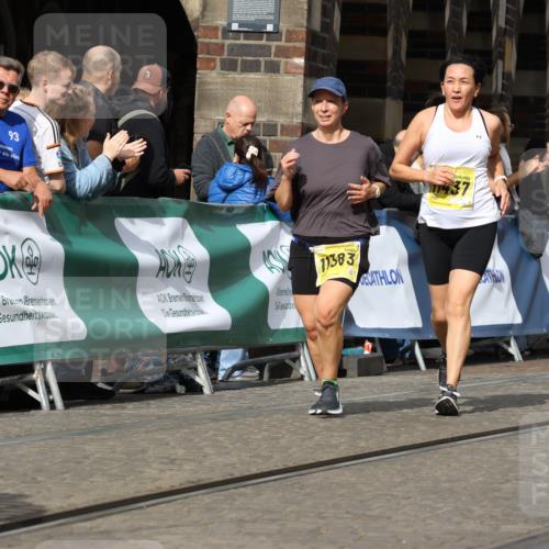 13.09.2026 - 21. swb-Marathon Bremen Strokosch-Dieckow http://msf.ph/oto/10388615 13.09.2026 11:09:58 Ziel 10234, 10386, 10417, 10424, 10696, 10712, 10785, 10990, 10991, 11192, 11937, 12409, 12449, 12474, 12532, 10299, 10751, 10963, 11732, 11933, 12117, 12207, 12293 meine-sportfotos.de