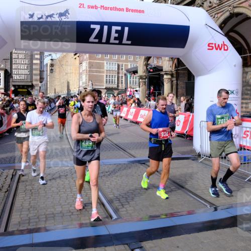 13.09.2026 - 21. swb-Marathon Bremen Tim E. http://msf.ph/oto/10388688 13.09.2026 13:29:48 Ziel 132, 1083, 1243, 1365, 1387, 1581, 2076, 2301, 2742, 2957, 3030, 3258, 3721, 3846, 4541, 4576, 5244, 5599, 6006, 6103, 6384, 6499, 6690, 6930, 7013, 7384, 7426, 7631, 7649, 8007, 8009, 8066, 8099, 8277, 8338, 8481, 8594, 8675, 8831, 9889, 10013, 13031 meine-sportfotos.de