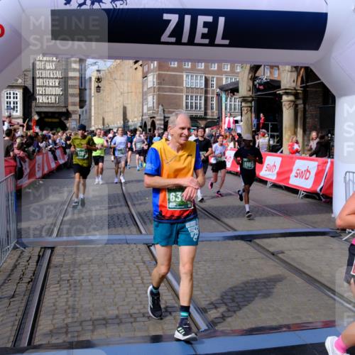 13.09.2026 - 21. swb-Marathon Bremen Tim E. http://msf.ph/oto/10388710 13.09.2026 13:29:58 Ziel 124, 716, 1073, 1243, 1581, 1861, 2076, 2289, 2742, 3030, 3320, 3618, 4115, 4576, 5244, 6006, 6127, 6384, 6690, 6725, 6930, 7079, 7384, 7426, 7884, 8481, 8594, 8612, 8771, 8831, 9049, 9534, 9747, 9770, 10013, 13031 meine-sportfotos.de