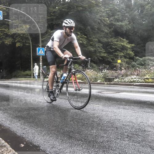13.09.2026 - Stadtparktriathlon H.Heesch http://msf.ph/oto/10388938 13.09.2026 12:40:35 Radfahren 1070, 1200 meine-sportfotos.de