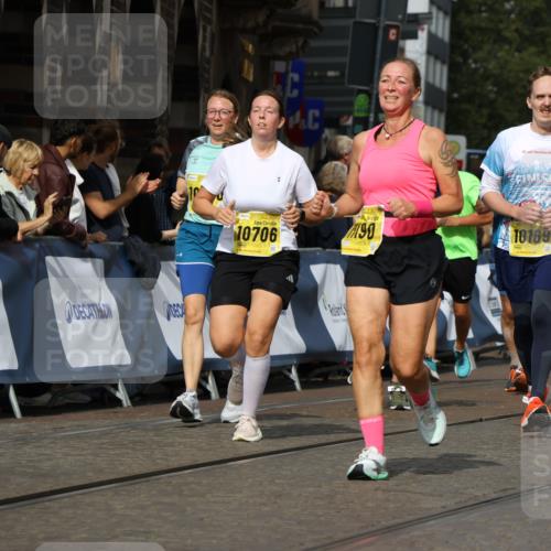 13.09.2026 - 21. swb-Marathon Bremen Strokosch-Dieckow http://msf.ph/oto/10389057 13.09.2026 11:10:29 Ziel 10299, 10751, 10963, 11119, 11725, 11732, 11933, 12117, 12207, 12293, 10247, 10422, 10768, 11047, 11283, 11298, 11300, 11309, 11327, 11583, 11736, 11846, 12183 meine-sportfotos.de