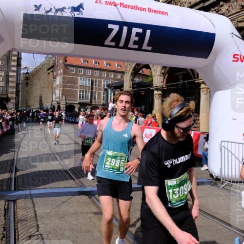 13.09.2026 - 21. swb-Marathon Bremen Tim E. http://msf.ph/oto/10389112 13.09.2026 13:31:07 Ziel 244, 800, 834, 1189, 1533, 1771, 1841, 1926, 1941, 2369, 2452, 2723, 2985, 3360, 4251, 4920, 5600, 5681, 5802, 5822, 5900, 6307, 6343, 6523, 7012, 7760, 8543, 8616, 9290, 9507, 9653, 9692, 9699, 9767, 9962, 9976, 13090, 13152, 13215 meine-sportfotos.de