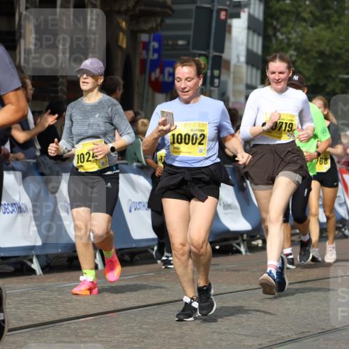 13.09.2026 - 21. swb-Marathon Bremen Strokosch-Dieckow http://msf.ph/oto/10389140 13.09.2026 11:10:36 Ziel 10169, 10361, 10362, 10706, 10890, 10963, 11080, 11382, 11725, 11732, 11933, 11957, 12117, 12207, 12293, 12550, 10148, 10461, 10462, 10911, 11047, 11309, 11327, 11335, 11465, 11513, 11583, 11736, 11756, 11846 meine-sportfotos.de