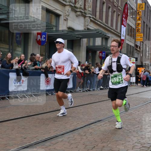 13.09.2026 - 21. swb-Marathon Bremen Strokosch-Dieckow http://msf.ph/oto/10389170 13.09.2026 12:59:29 Ziel 126, 277, 466, 807, 862, 1320, 1485, 1852, 4964, 5316, 5828, 6557, 8850, 9153, 658, 1248, 1508, 1751, 1800, 1993, 2651, 3251, 3584, 4096, 6991, 8383, 9533 meine-sportfotos.de