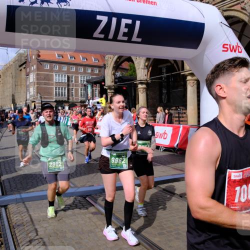 13.09.2026 - 21. swb-Marathon Bremen Tim E. http://msf.ph/oto/10389181 13.09.2026 13:31:21 Ziel 217, 244, 1189, 1398, 1479, 2513, 2802, 2902, 3360, 3800, 4251, 4647, 5600, 5846, 6307, 6419, 6732, 7198, 7359, 7637, 7760, 7798, 7882, 8097, 8382, 8543, 8616, 9274, 9507, 9937, 9958, 9962, 9969, 9976, 9977, 13152, 13215 meine-sportfotos.de