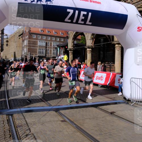 13.09.2026 - 21. swb-Marathon Bremen Tim E. http://msf.ph/oto/10389221 13.09.2026 13:31:26 Ziel 217, 1398, 1479, 2244, 2513, 2802, 2902, 3396, 3762, 3800, 4477, 4647, 5673, 5846, 6307, 6419, 6619, 6732, 7198, 7359, 7637, 7798, 7812, 7882, 8097, 8342, 8382, 8543, 8726, 9147, 9274, 9337, 9937, 9958, 9962, 9969, 9976, 9977, 13152 meine-sportfotos.de