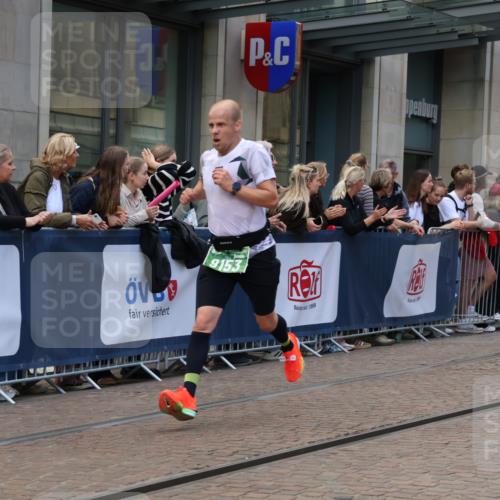 13.09.2026 - 21. swb-Marathon Bremen Strokosch-Dieckow http://msf.ph/oto/10389280 13.09.2026 12:59:43 Ziel 603, 735, 807, 1320, 1485, 1571, 1758, 1911, 1930, 7170, 8689, 8850, 9153, 126, 277, 466, 862, 1485, 1852, 3251, 4964, 5316, 5828, 6557 meine-sportfotos.de