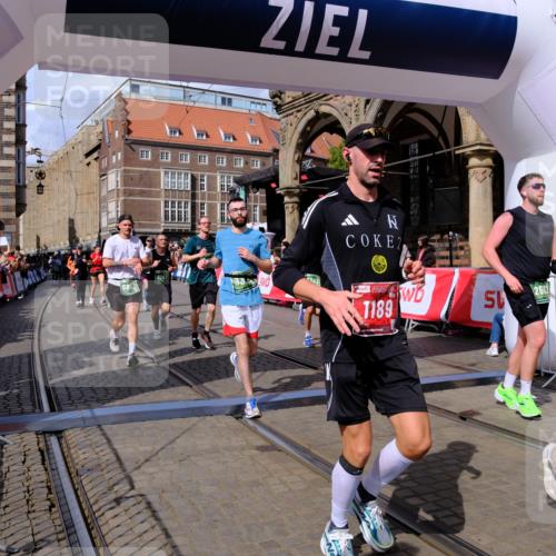 13.09.2026 - 21. swb-Marathon Bremen Tim E. http://msf.ph/oto/10389304 13.09.2026 13:31:45 Ziel 922, 1600, 1627, 2602, 2707, 3152, 3343, 3392, 3396, 3579, 3859, 4258, 4273, 4477, 4692, 4889, 5375, 5504, 5720, 5765, 5979, 6039, 6147, 6581, 6968, 6971, 7001, 7032, 7296, 8035, 8042, 8205, 8239, 8339, 8342, 8364, 8495, 8522, 8726, 9147, 9155, 9293, 9822, 9903, 13066 meine-sportfotos.de