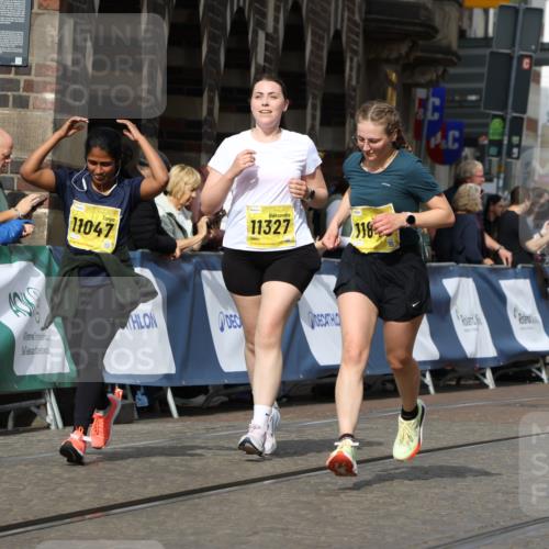 13.09.2026 - 21. swb-Marathon Bremen Strokosch-Dieckow http://msf.ph/oto/10389323 13.09.2026 11:10:50 Ziel 10002, 10169, 10247, 10361, 10362, 10422, 10706, 10719, 10768, 10791, 10890, 11080, 11283, 11298, 11300, 11309, 11382, 11583, 11736, 11957, 11982, 12183, 12227, 12454, 12550, 10148, 10163, 10527, 10547, 10644, 10653, 10792, 10841, 11043, 11237, 11483, 11691, 11756, 11993, 12401, 12507 meine-sportfotos.de