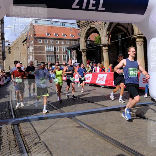 13.09.2026 - 21. swb-Marathon Bremen Tim E. http://msf.ph/oto/10389418 13.09.2026 13:31:55 Ziel 310, 922, 1600, 2707, 3115, 3239, 3244, 3579, 3858, 3859, 3989, 4164, 4258, 4273, 4692, 4889, 5363, 5426, 5504, 5899, 6039, 6062, 6100, 6193, 6213, 6581, 6602, 6971, 7032, 7260, 7608, 7941, 7964, 8042, 8078, 8166, 8205, 8206, 8239, 8364, 8495, 8522, 9033, 9155, 9293, 9568, 9903, 9914, 13151 meine-sportfotos.de