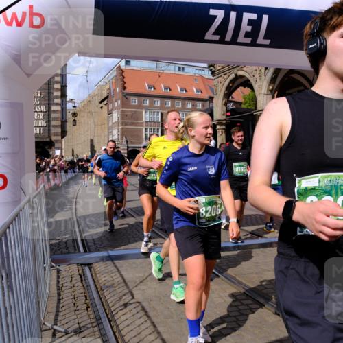 13.09.2026 - 21. swb-Marathon Bremen Tim E. http://msf.ph/oto/10389499 13.09.2026 13:32:05 Ziel 310, 578, 846, 3115, 3205, 3239, 3244, 3278, 3858, 3989, 4030, 4164, 4998, 5158, 5325, 5363, 5426, 5899, 6062, 6100, 6193, 6213, 6354, 6602, 7242, 7260, 7608, 7790, 7941, 7964, 8048, 8078, 8166, 8206, 8247, 8970, 9016, 9033, 9188, 9568, 9785, 9914, 13151, 13231 meine-sportfotos.de